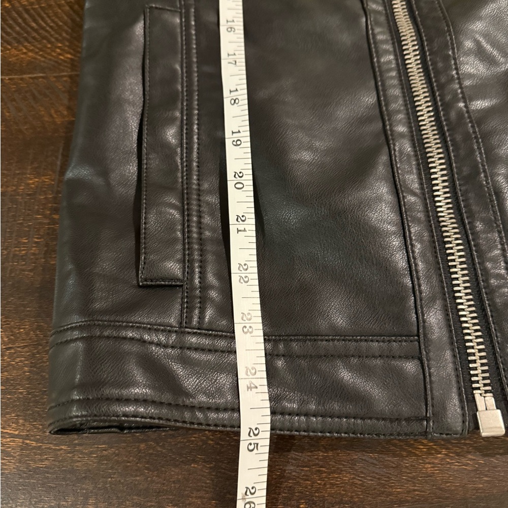 Zara Black Faux Leather Moto Jacket Quilted Shoulder Women S - Picture 8 of 10